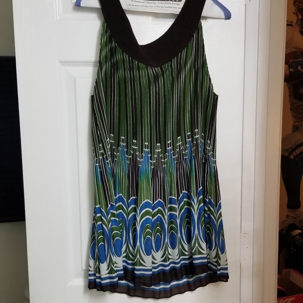 Sleeveless top